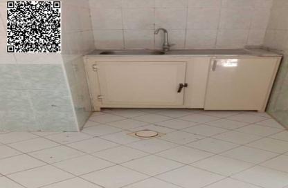 Apartment - Studio - 1 for rent in Abu Shagara building - Abu shagara - Sharjah