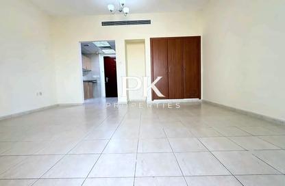 Apartment - Studio - 1 for rent in Building O04 - Persia Cluster - International City - Dubai Apartment - Studio - 1 for rent in Building O04 - Persia Cluster - International City - Dubai