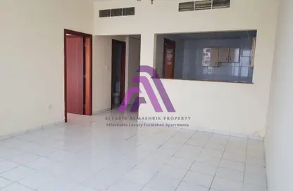 شقة - غرفة نوم - 2 حمامات للايجار في X16 - طراز إنجليزي - المدينة العالمية - دبي