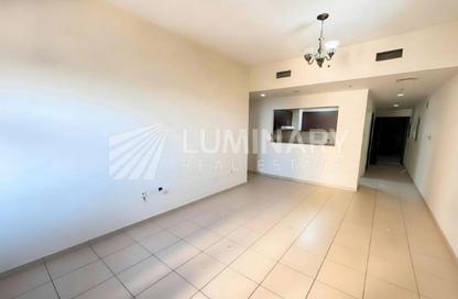 Apartment - 2 Bedrooms - 3 Bathrooms for rent in Mazaya 1 - Queue Point - Liwan - Dubai