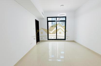 Apartment - 1 Bedroom - 2 Bathrooms for rent in Jumeirah Garden City - Al Satwa - Dubai