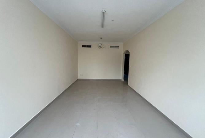 76584648 - صورة العقار 2