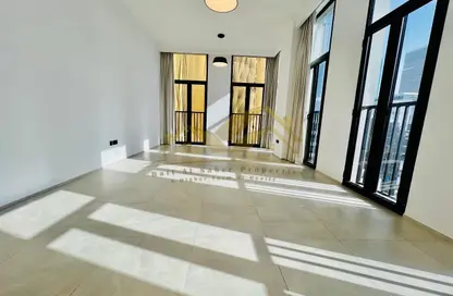 شقة - 2 غرف نوم - 3 حمامات للايجار في جميرا جاردن سيتي - السطوة - دبي