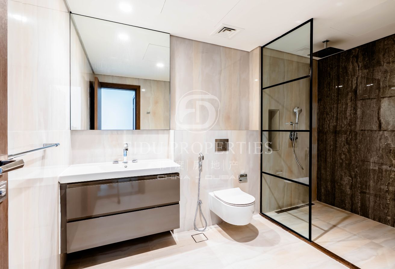 Brand new | Waterfront Property | Prime Location