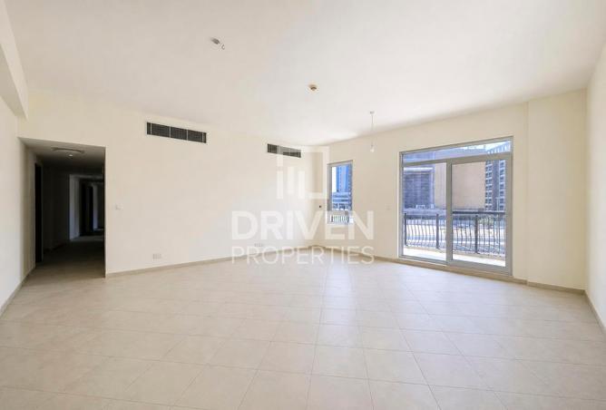 137449409 - Property Image 2
