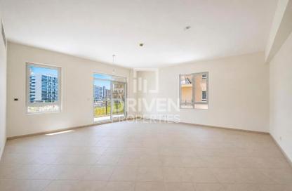 Apartment - 3 Bedrooms - 4 Bathrooms for rent in Abbey Crescent 2 - Abbey Crescent - Motor City - Dubai