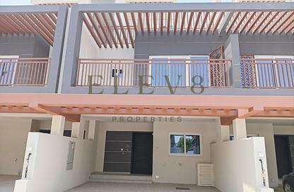 Townhouse - 4 - 4 for rent in Verona - Damac Hills 2 - Dubai