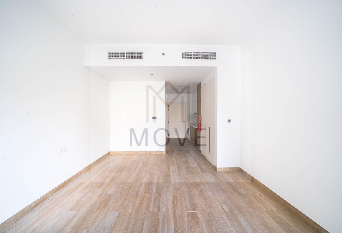 Premium Apartment | Brand New | Spacious Studio photo 3