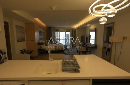 Apartment - Studio - 1 Bathroom for rent in The Dubai Mall Residences - Downtown Dubai - Dubai