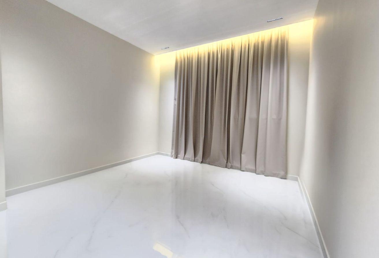 Brand New | Bright Villa | Lush Quality photo 17
