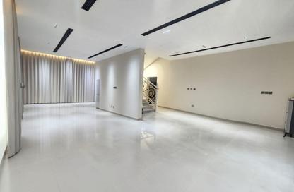 Villa - 4 - 6 for rent in Al Athbah - Wadi Al Amardi - Dubai