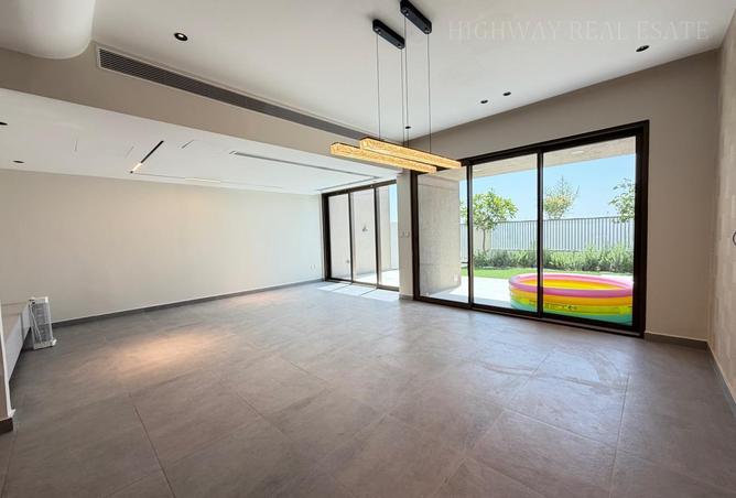 97387969 - Property Image 2
