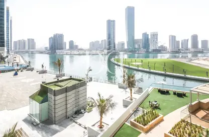 Apartment - Studio - 1 Bathroom for rent in Bay's Edge - Business Bay - Dubai