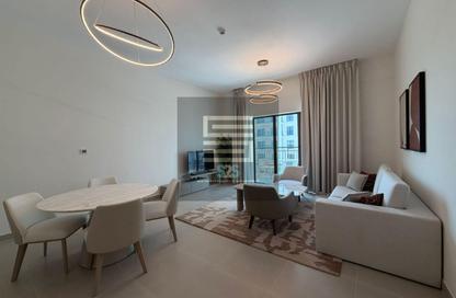 Apartment - 2 Bedrooms - 3 Bathrooms for sale in Views A - Yas Golf Collection - Yas Island - Abu Dhabi