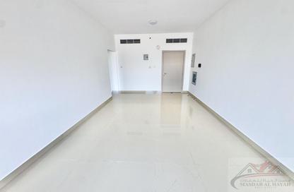 Apartment - 1 - 1 for rent in Muweileh Community - Muwaileh Commercial - Sharjah