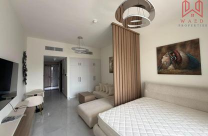 Apartment - Studio - 1 Bathroom for rent in Al Safa Tower - Wadi Al Safa 3 - Dubai