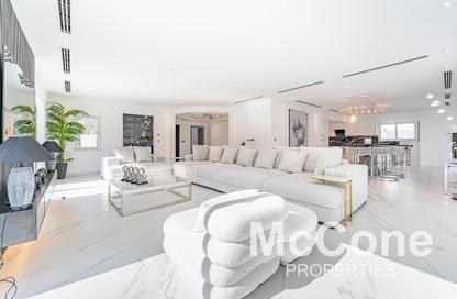 Villa - 5 Bedrooms - 6 Bathrooms for rent in Legacy Large - Legacy - Jumeirah Park - Dubai