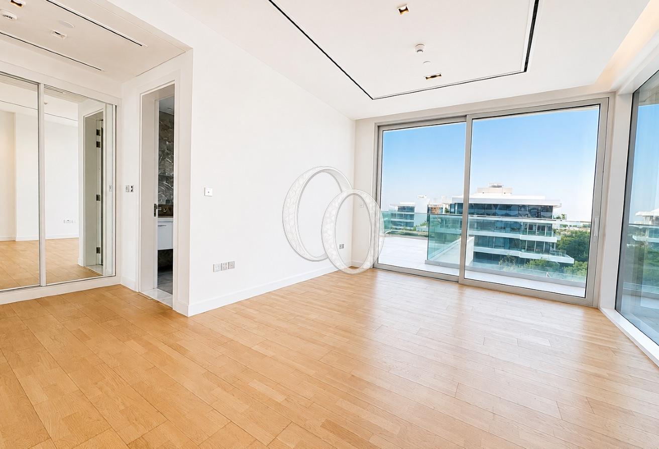 Contemporary | Ready Vacant | Master Burj Views photo 18