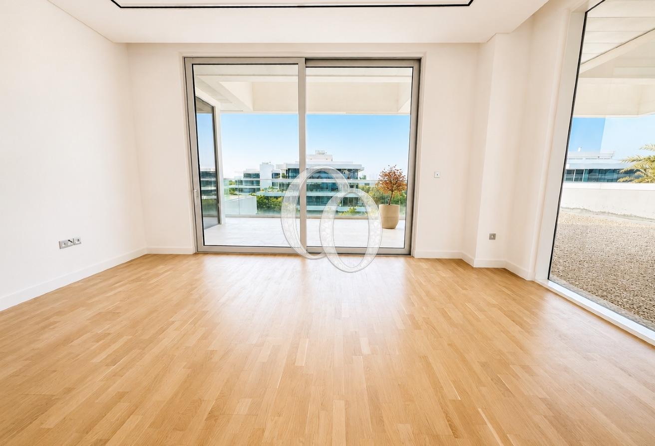 Contemporary | Ready Vacant | Master Burj Views photo 19