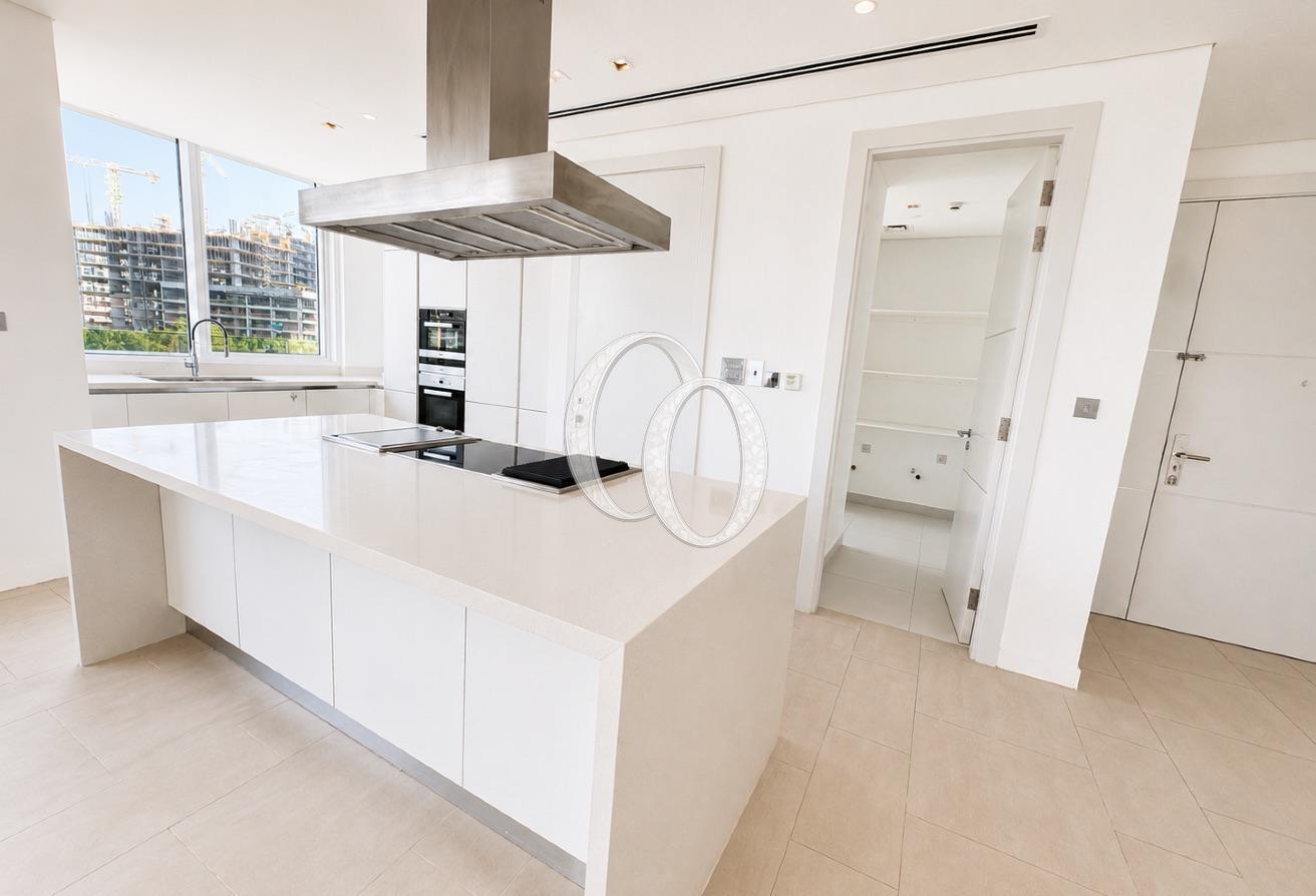 Contemporary | Ready Vacant | Master Burj Views photo 4