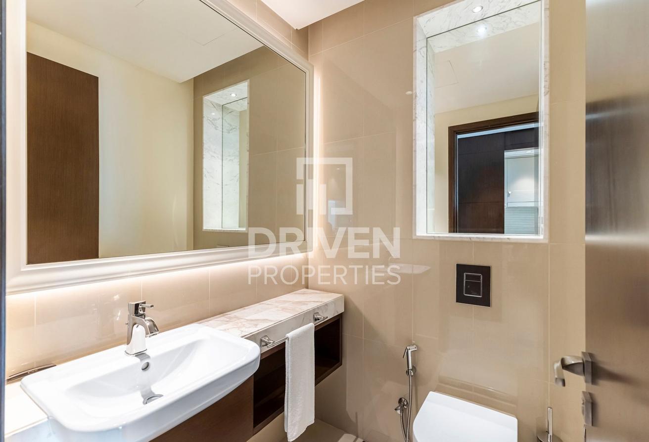 Ready to move in | Prime Location and Furnished photo 11