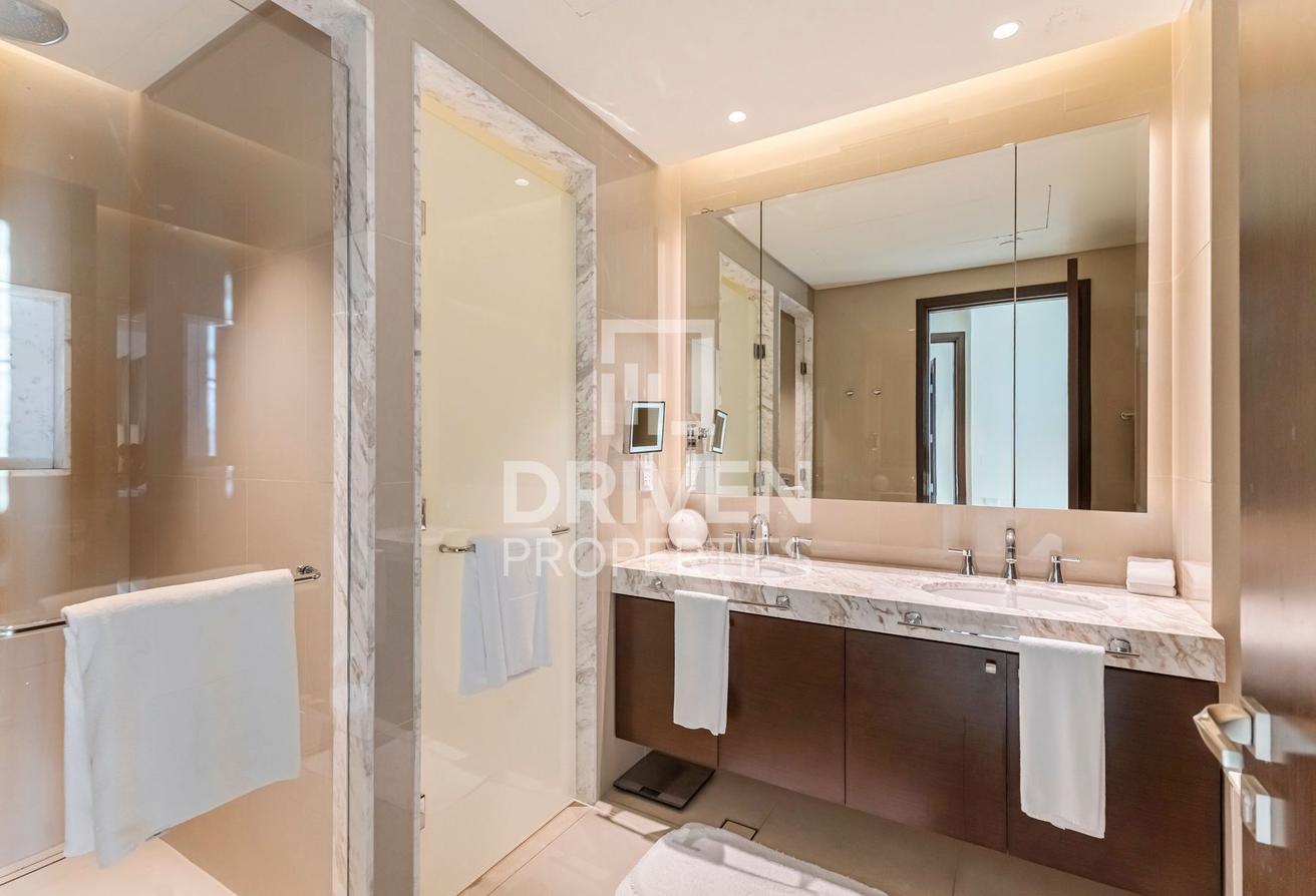 Ready to move in | Prime Location and Furnished photo 13