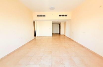 Apartment - 2 Bedrooms - 2 Bathrooms for rent in Silicon Gates - Dubai Silicon Oasis - Dubai