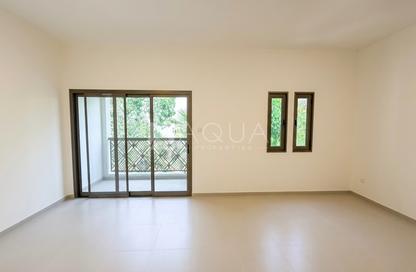 Apartment - 2 Bedrooms - 2 Bathrooms for rent in The Gardens Building 70 - The Gardens Buildings - The Gardens - Dubai