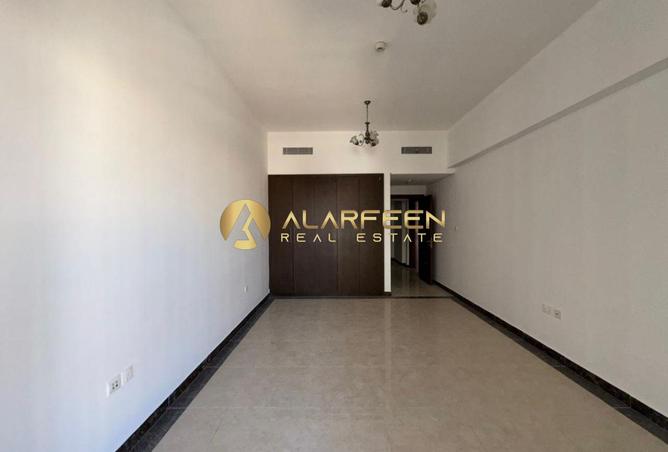 15910305 - Property Image 2