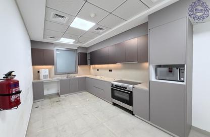 Apartment - 2 Bedrooms - 4 Bathrooms for rent in Lamcy Residence - Oud Metha - Bur Dubai - Dubai