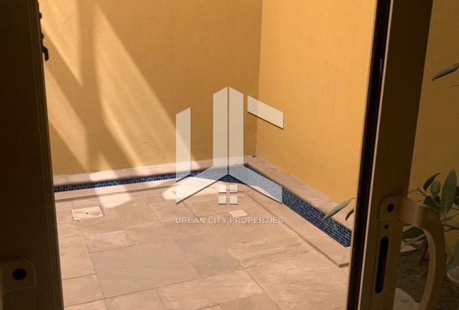 54937022 - Property Image 3