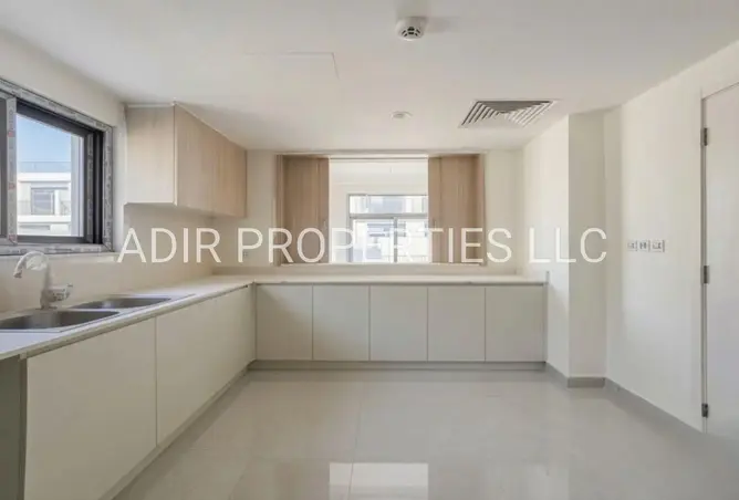 128821755 - Property Image 3