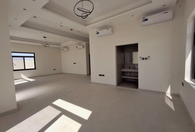 76965435 - Property Image 3