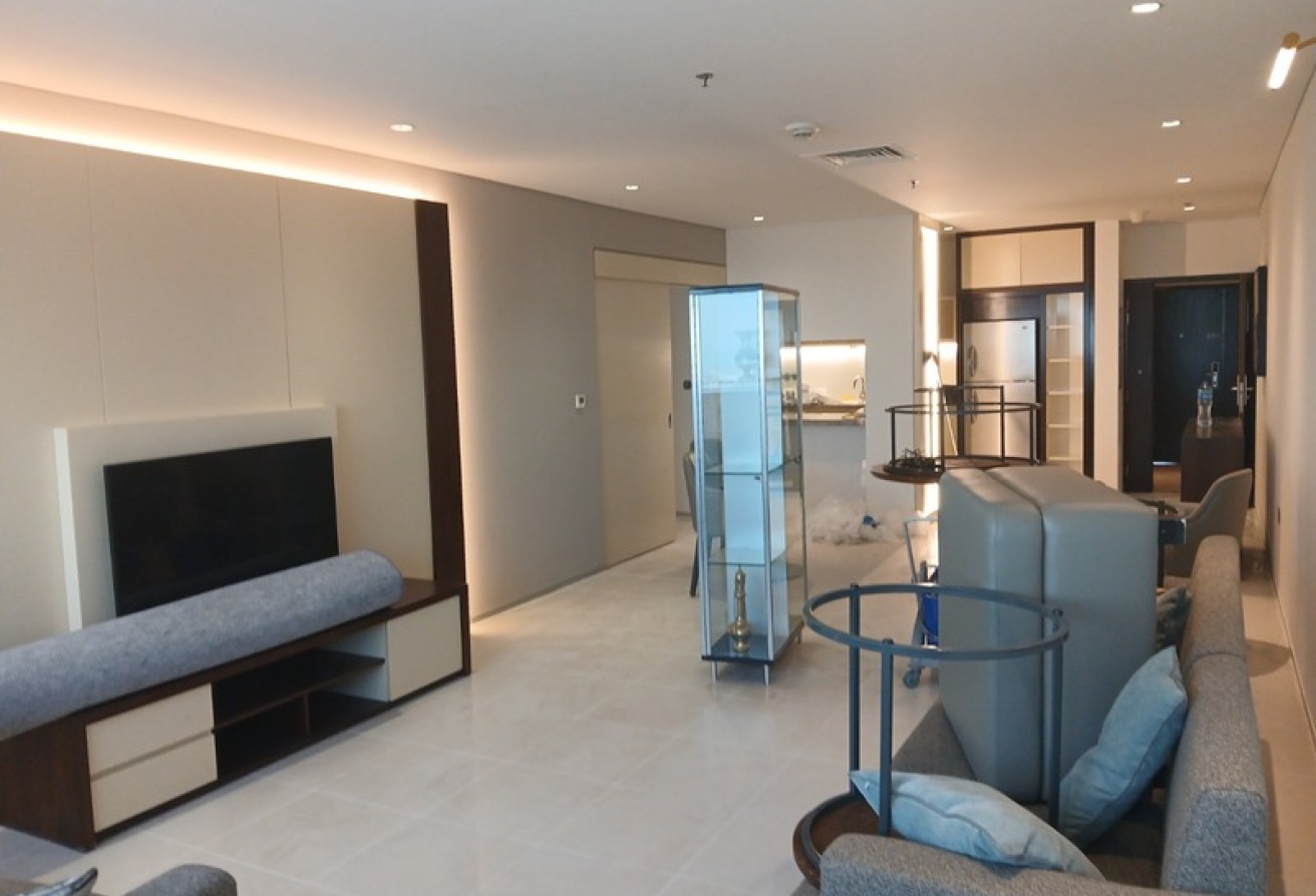 Luxury 2BR Apartment | Sea View | 4 Cheques gallery image