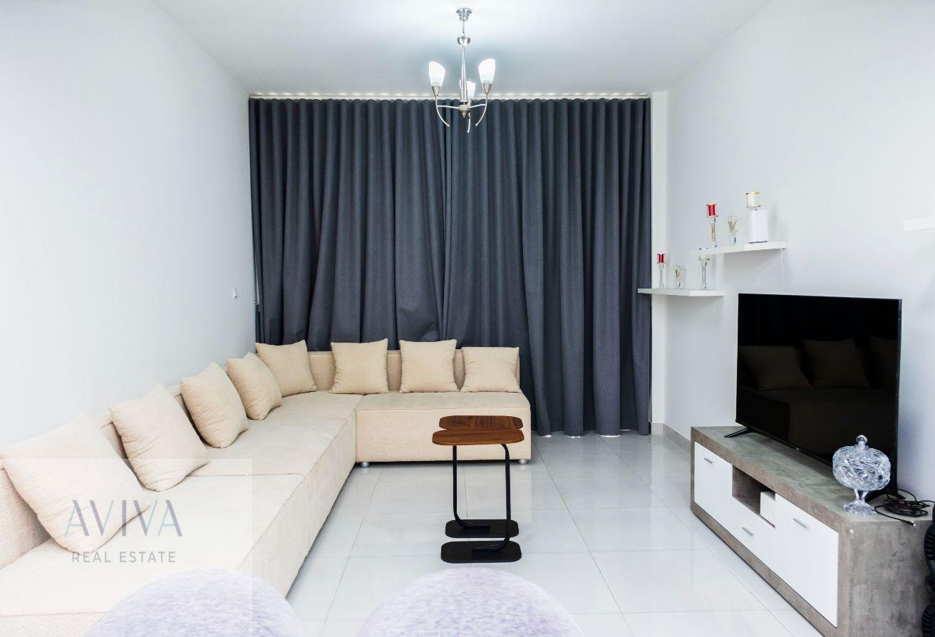 Spacious | Prime Location | Ready to move photo 4