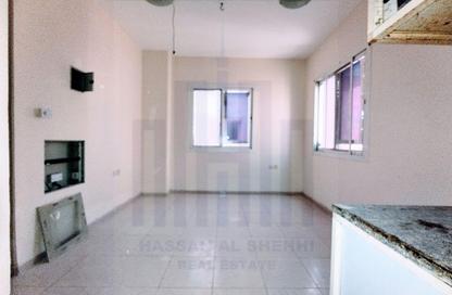 Apartment - Studio - 1 for rent in Fire Station Road - Muwaileh - Sharjah