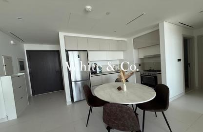 شقة - غرفة نوم - 1 حمام للايجار في برج Marina Vista 2 - مارينا فيستا - إعمار بيتشفرونت - دبي هاربور - دبي شقة - غرفة نوم - 1 حمام للايجار في برج Marina Vista 2 - مارينا فيستا - إعمار بيتشفرونت - دبي هاربور - دبي