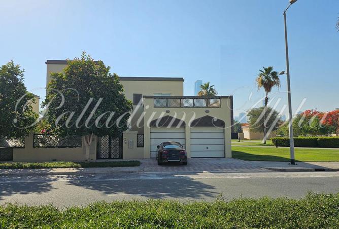142835106 - Property Image 2