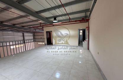 Warehouse - Studio - 2 for rent in Al Sajaa S - Al Sajaa - Sharjah