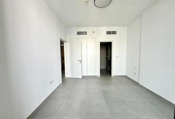 94442238 - Property Image 3