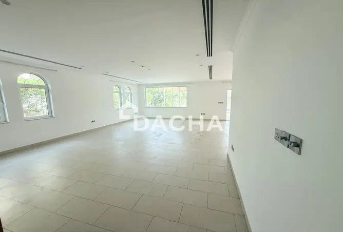 152824325 - Property Image 3