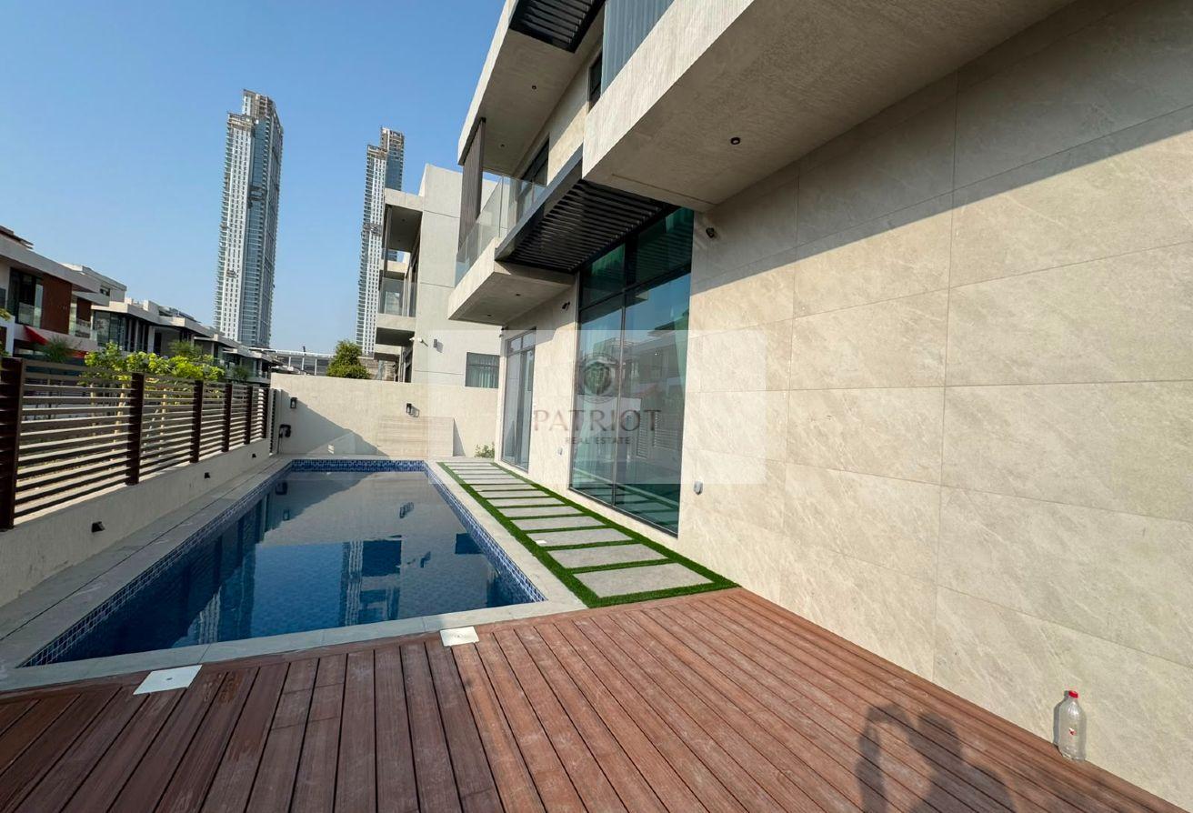 5BR Custom-Built Villa | Private Pool & Jacuzzi photo 10