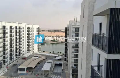 Apartment - 2 Bedrooms - 3 Bathrooms for sale in Waters Edge - Yas Island - Abu Dhabi