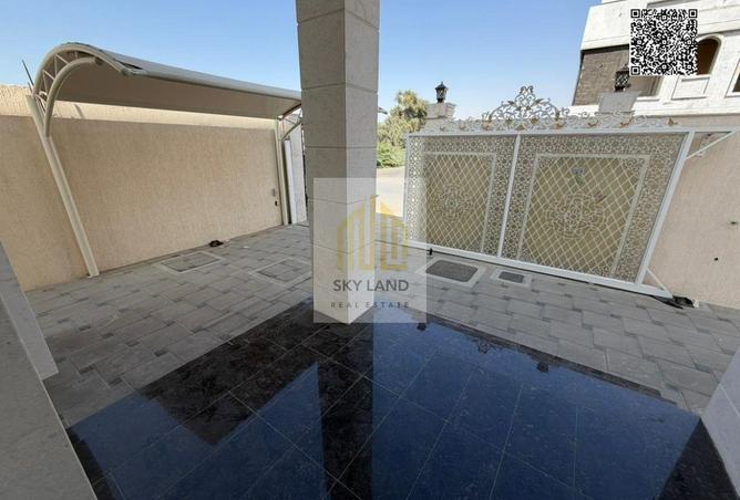 68274917 - Property Image 3