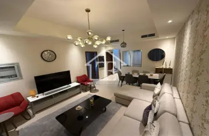 فيلا - 3 غرف نوم - 5 حمامات للايجار في سينسز - المنطقة 11 - مدينة الشيخ محمد بن راشد - دبي