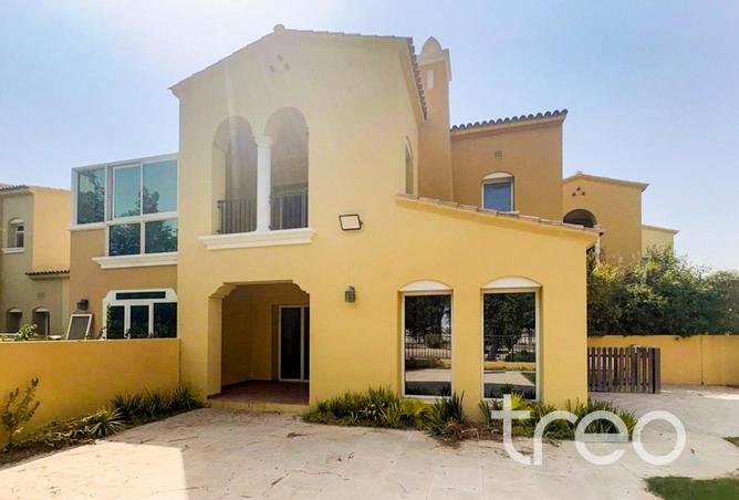Single Row | Spacious Villa | Well maintained
