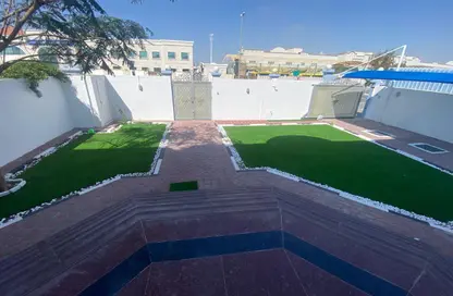 فيلا - 4 غرف نوم - 4 حمامات للايجار في العزرة - ضاحية الرقة - الشارقة