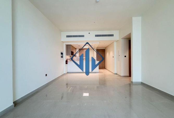 105123001 - Property Image 2