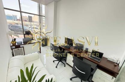 Office Space - Studio - 1 Bathroom for rent in Red Avenue - Al Garhoud - Dubai