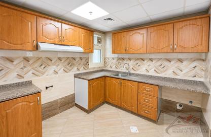 Apartment - 3 Bedrooms - 3 Bathrooms for rent in Muwaileh 29 Building - Muwaileh - Sharjah